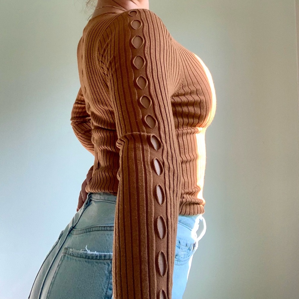 Express chestnut brown long sleeved sweater - Picture 3 of 15